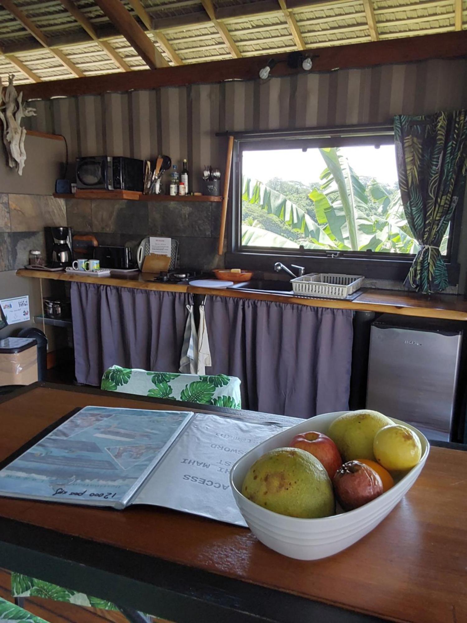 Fare Mahi Mahi Bed & Breakfast Uturoa Bagian luar foto